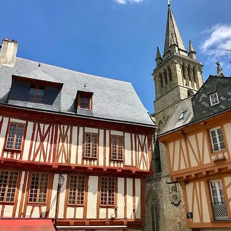 Saint-vincent 150m Du Port * Vannes